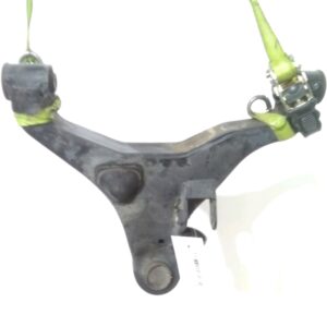 Triangle infferieur avant droit NISSAN NAVARA 1